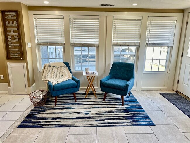 Photo - 97A Beach Ave