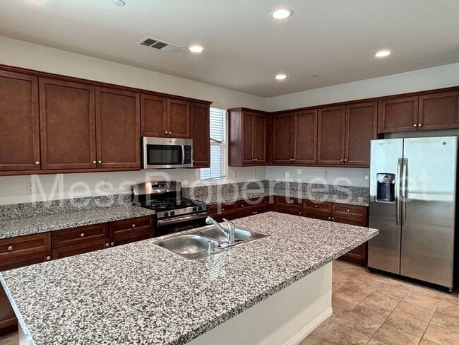 Photo - 687 S Fillmore Ave