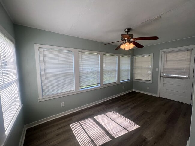 Photo - Charming 2BR/2BA Bungalow in Historic Garden City