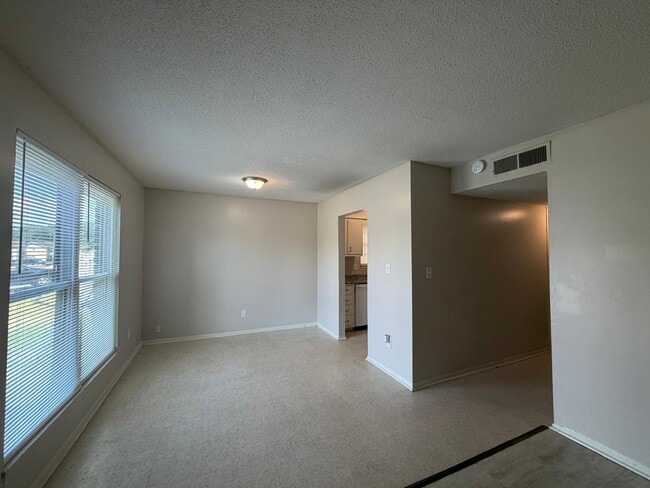 Photo - 2218 Jonathan Dr NW Unit A