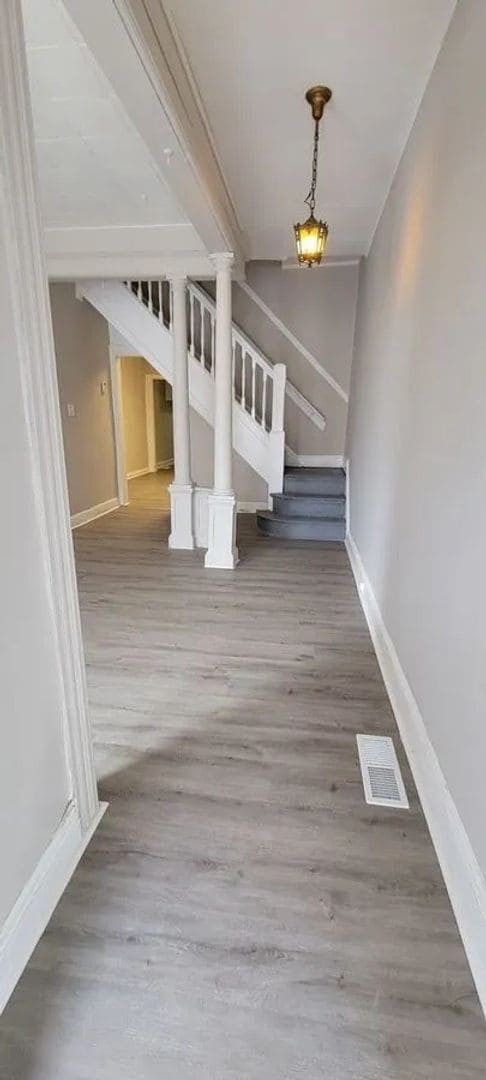 Photo - 1940 W Lexington St