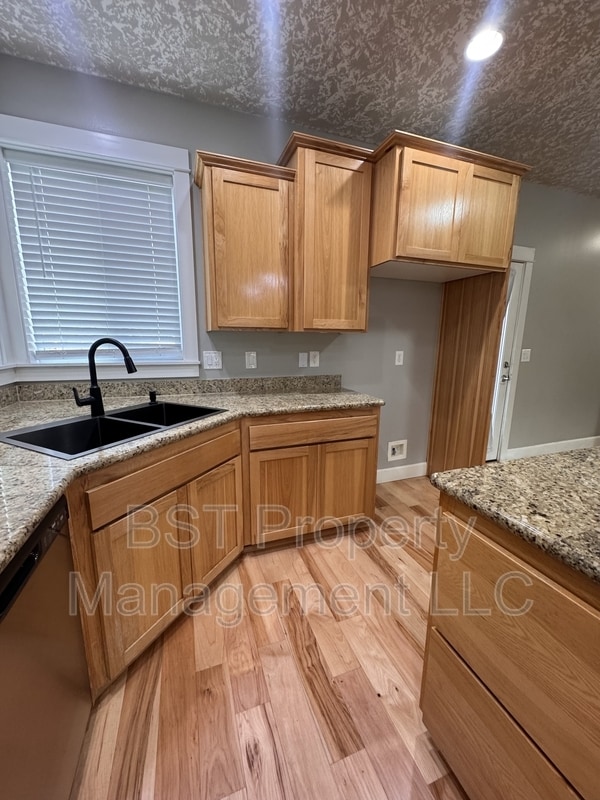 Photo - 1604 Webb Lake Dr