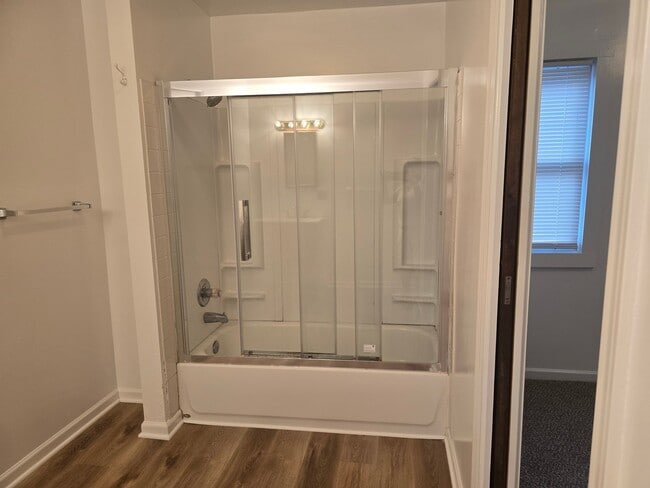 1384 Pondview Ave Unit 1384 Pondview Avenue 3