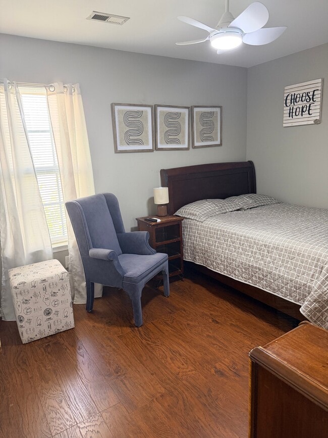 Photo - 3555 Burkland Dr