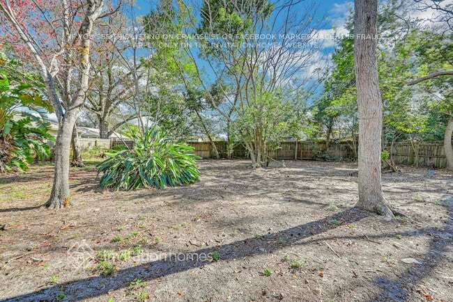 5311 Green Velvet Ct