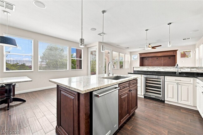 Photo - 508 Ivy Spring St