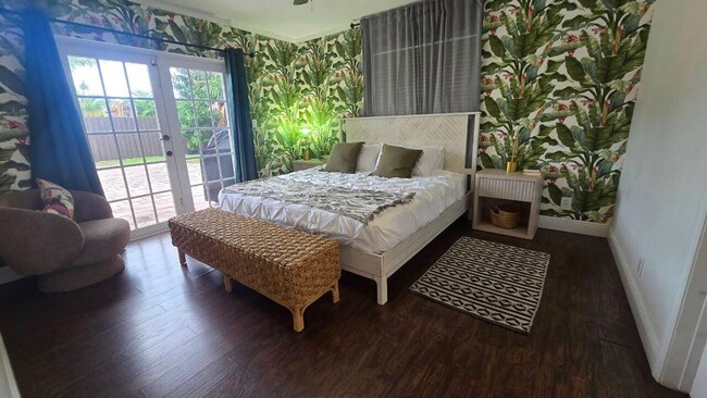 Photo - 5700 NE 20th Ave