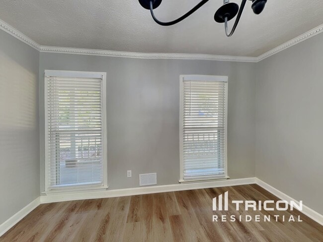 Photo - 125 Tanglewood Dr