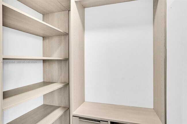 Photo - 1300 Brickell Bay Dr Unit 2702