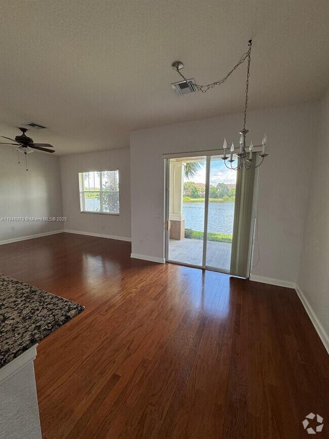 Building Photo - 963 Marina Del Ray Ln Unit 1 Rental