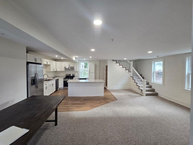 Photo - 188 Main St Unit West