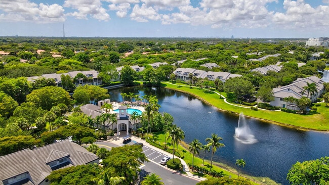 St. Tropez Townhomes & Villas