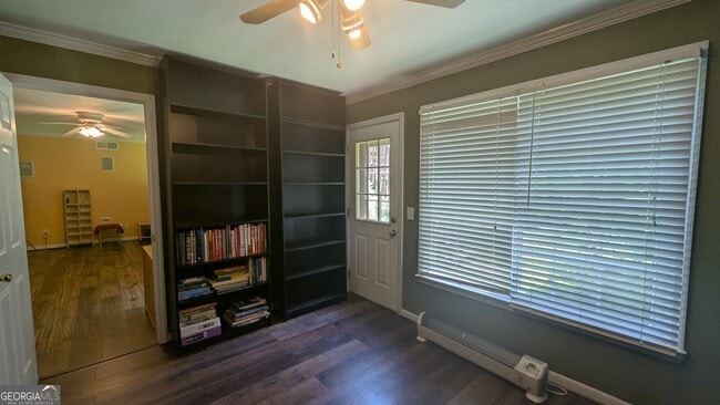 Building Photo - 1002 Deer Hollow Dr Rental
