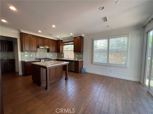 Photo - 123 Stallion