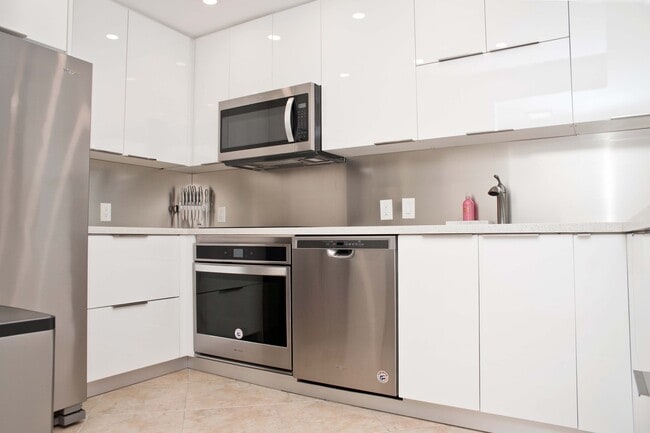 Photo - 3675 N Country Club Dr Unit 1903