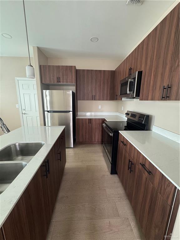 Photo - 16 W Driftwood St Unidad 1