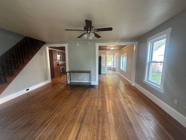 living room - 179 Maple Ave Apartments Unit Duplex