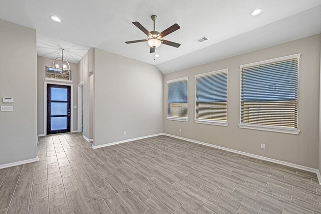 Photo - 4215 Haven Crest Ln