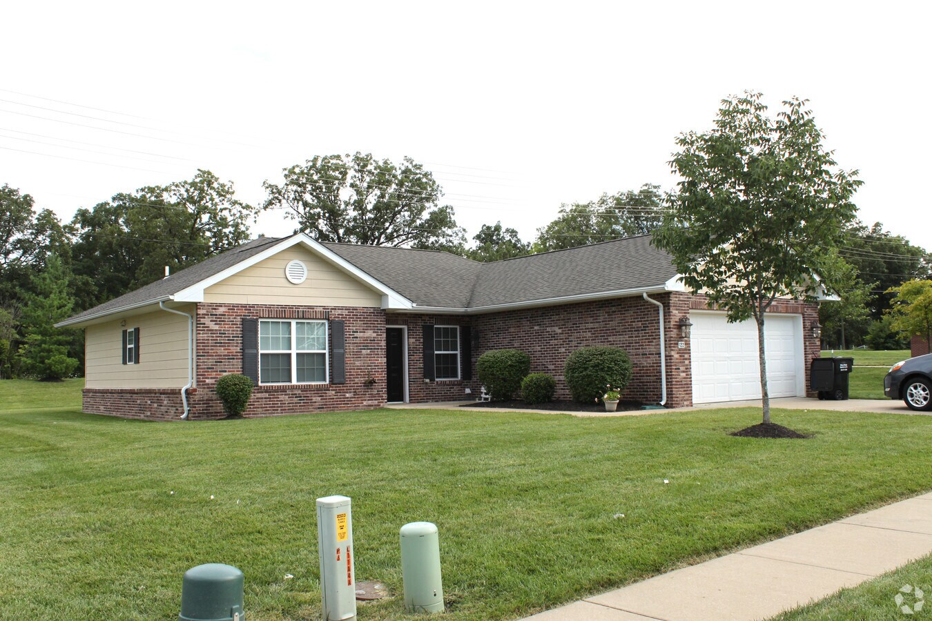 Hickory Hollow - Hickory Hollow Apartments