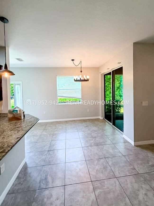 Photo - 3943 Claybrook Dr