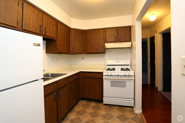 Main Park Apartments