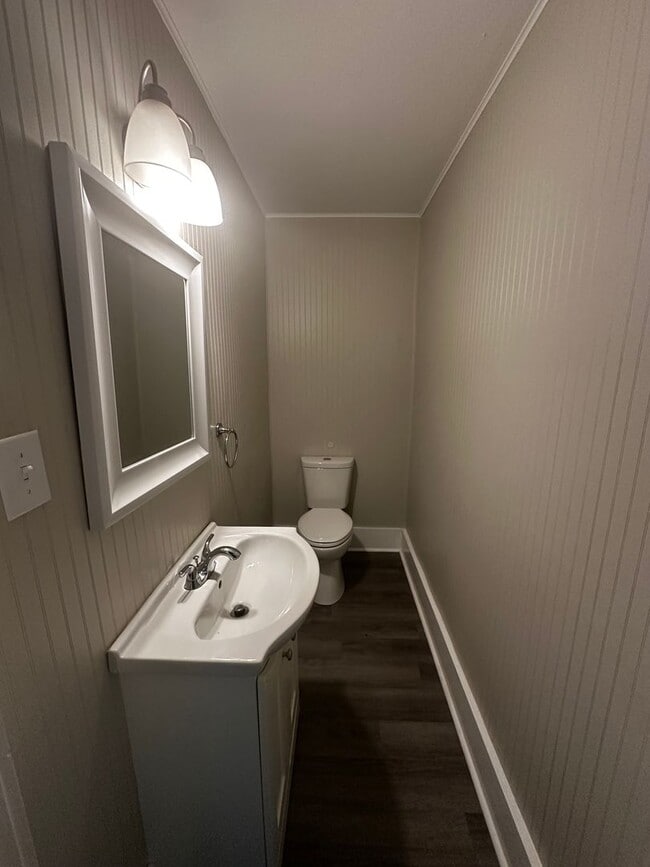 Photo - 3 Bedroom / 2.5 Bath Highland Home