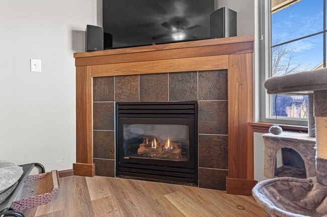 Photo - 1556 Burr Dr