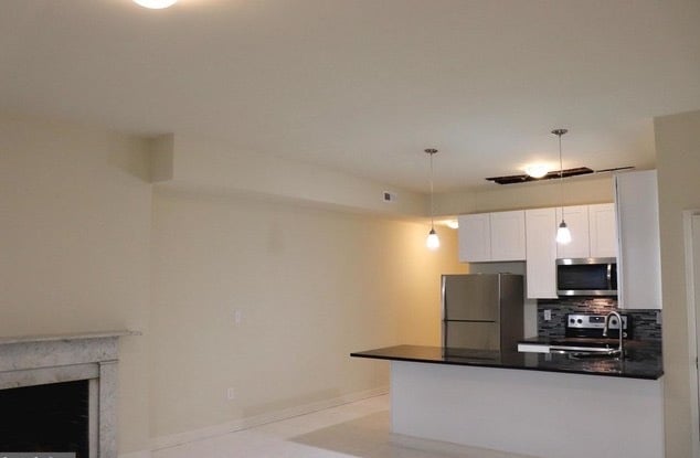 Photo - 30 E Preston St Unit B