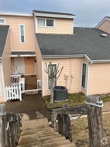 Building Photo - 640 Harbor Dr Rental