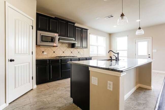 Photo - Bright, Spacious Living in an Inviting Home with Modern Finishes and Great Location