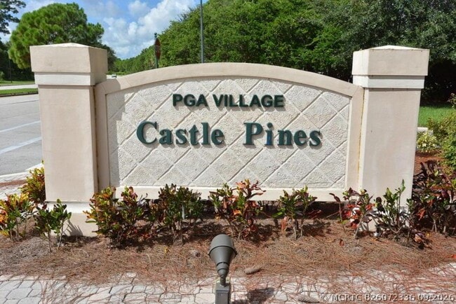 Building Photo - 8033 Carnoustie Pl Unit A