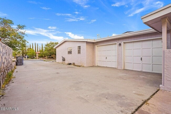 Photo - 2513 Red Sails Dr