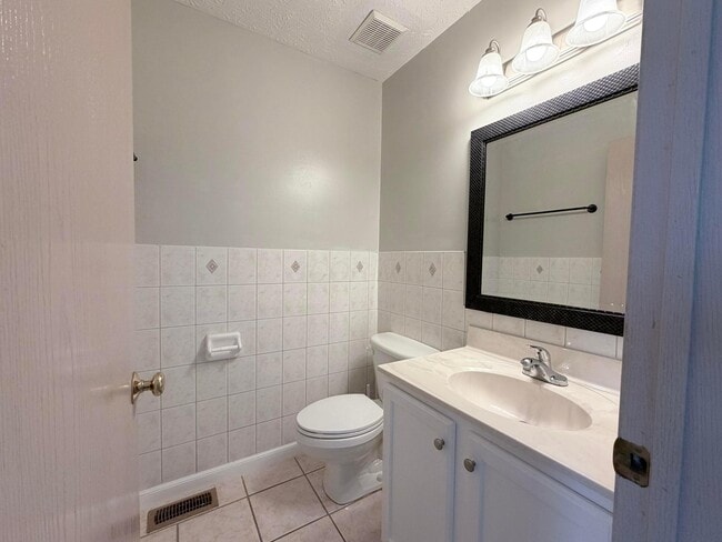 Photo - 9135 Windy Creek Dr