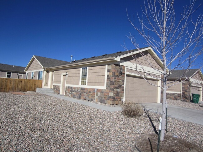 Building Photo - Move In Ready home for Rent on Gelbvieh