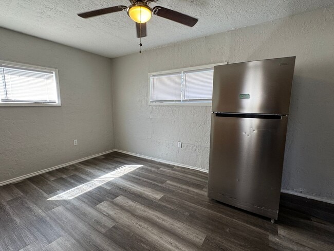 Photo - 1616 NW Taft- AVAILABLE NOW!