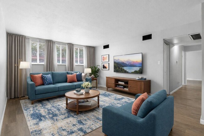 Photo - 2BR SFR • Stainless Appliances • Resort Amenities in Denver