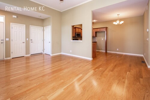 Photo - 2-bed/2-bath/2-garage Ranch style Duplex #...