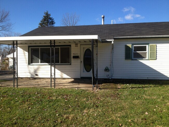 Photo - ** 3 Bedroom Ranch in Meadowdale **