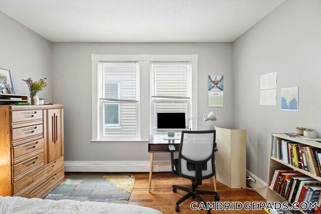 10 Clary St Unit 1