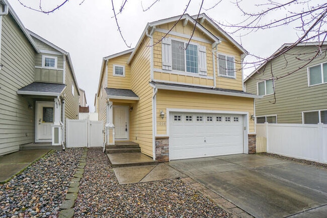 THREE BEDROOM NEAR VANCOUVER MALL