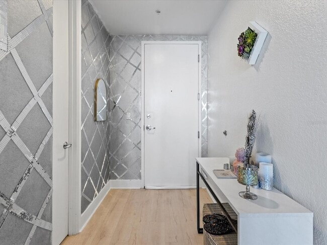 Photo - 150 E Robinson St Unidad 2906