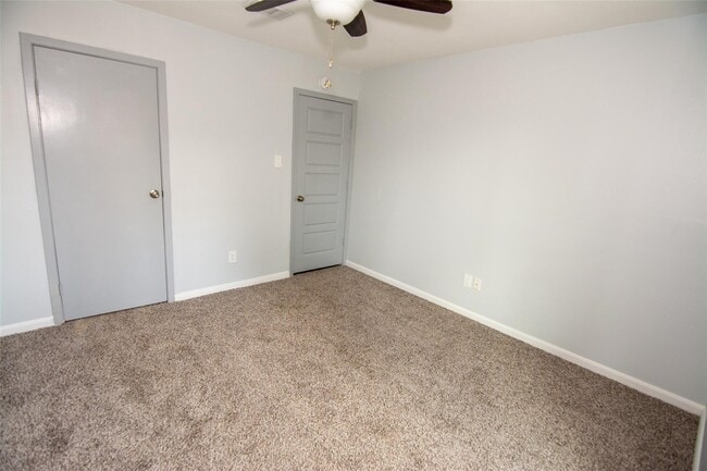 Photo - 2302 Cades Cove Dr