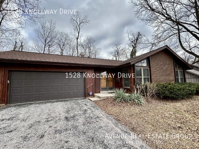 Photo - 1528 Knollway Dr House