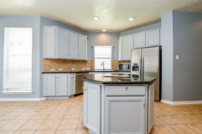 Building Photo - 12823 Dadebrook Ct Rental