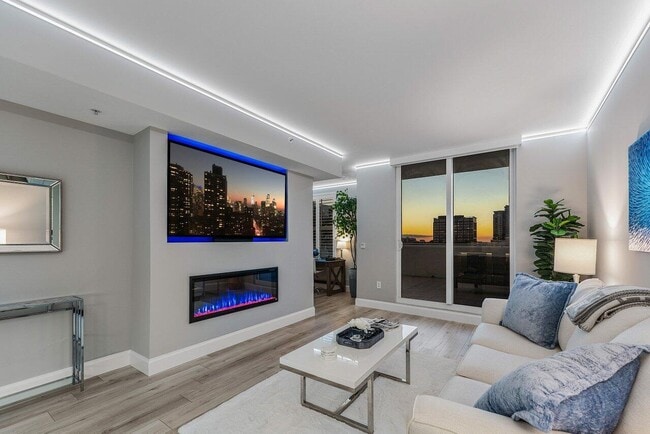 Building Photo - 255 Evernia St Unit 1115