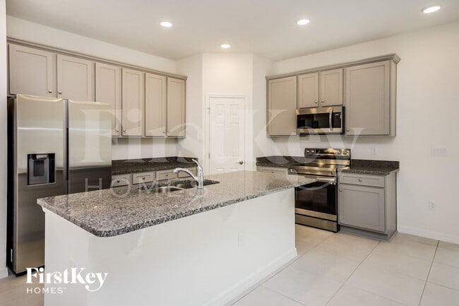 Photo - 360 Corbel Ln