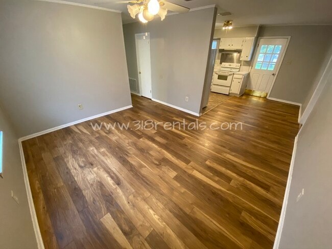Photo - Swan Lake home available