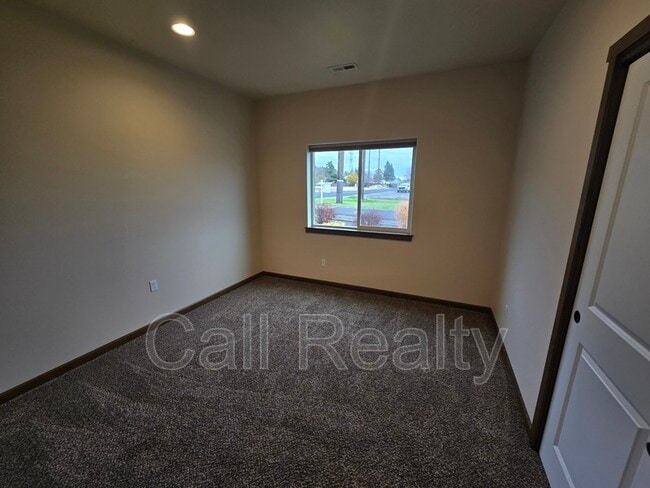 Photo - 4414 E Fairview Ave