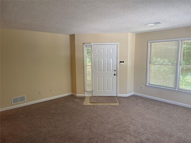Photo - 1600 Oakpoint Dr SW Unit G