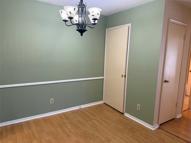 Photo - 2121 Hepburn St Unit 1102